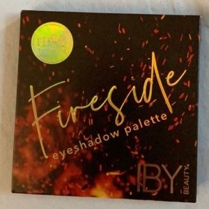 got ifrom Ipsy but I’m not good at doing eyeshadow